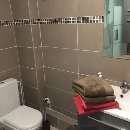 Apartman Aux Pieds De Montmartre Párizs